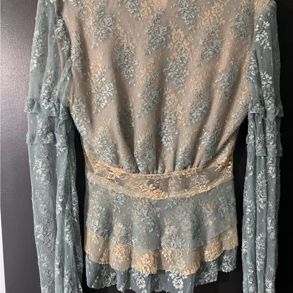 Ema Savahl Lace Long Sleeve Top - Picture 4 of 6